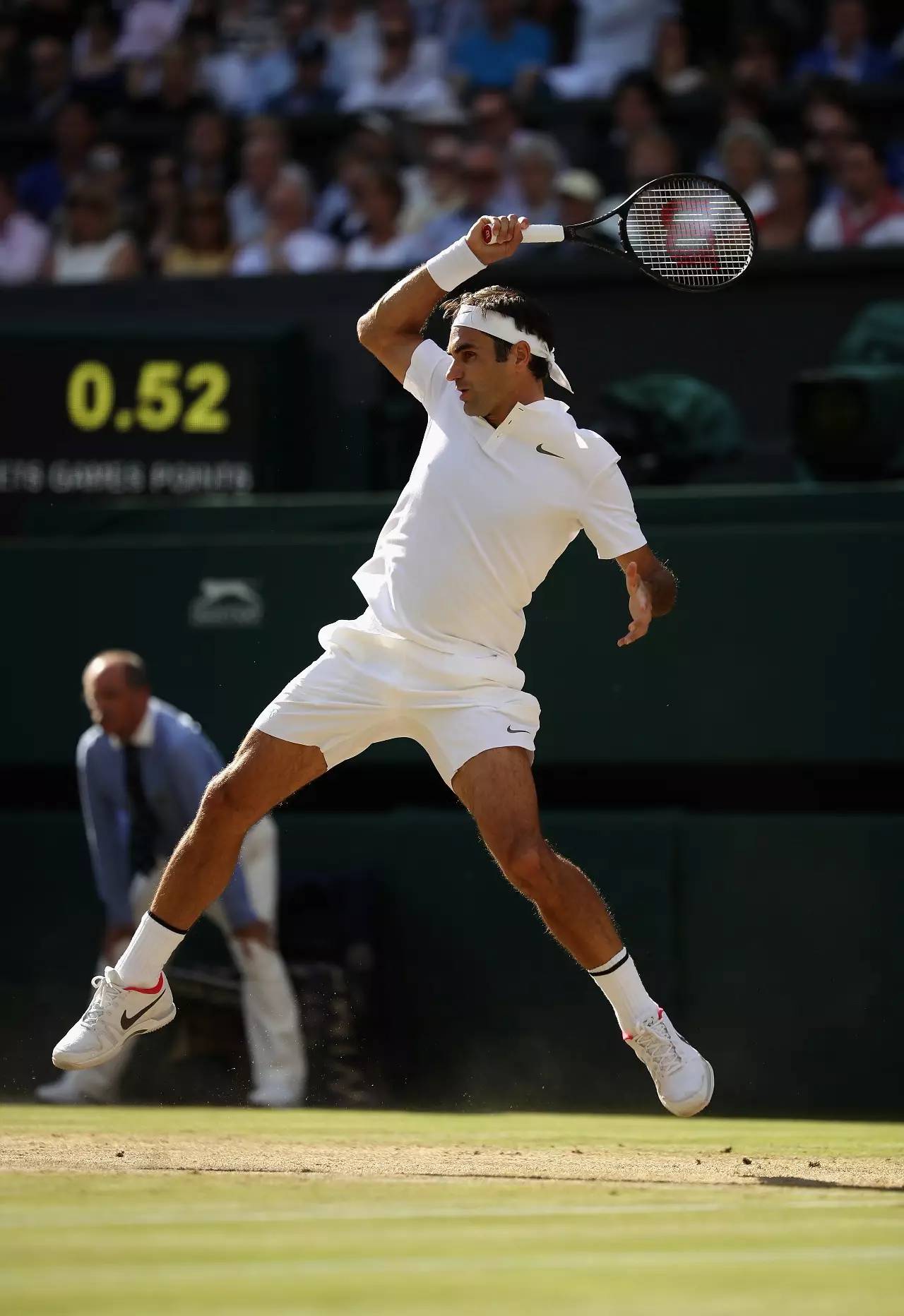 爱游戏官方网站-成都蓉城遭遇争议红牌